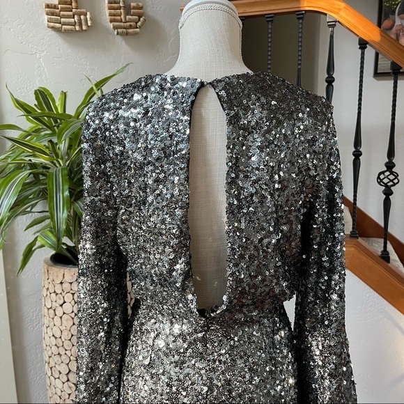 O.P.T. Sequin V-Neck Long Sleeve Rumi Mini Cocktail Dress New! - Picture 8 of 14